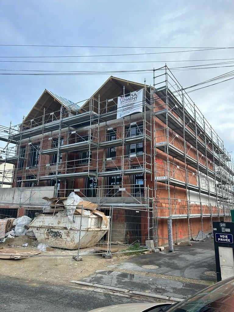 Structure et planchers — chantier EZO